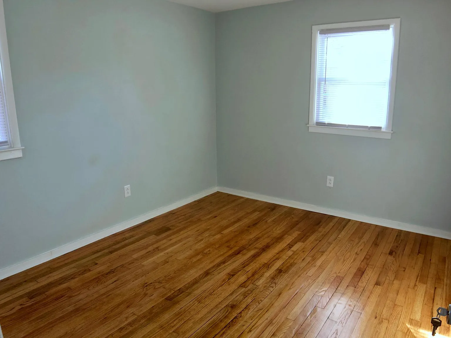 3 bed, 864 sqft, $1,700 — Photo 4