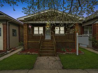 1412 Elmwood Ave, Berwyn, IL 60402