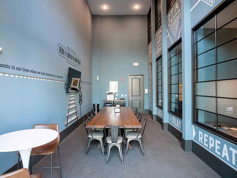 Bluebird Row Apartments — Photo 19