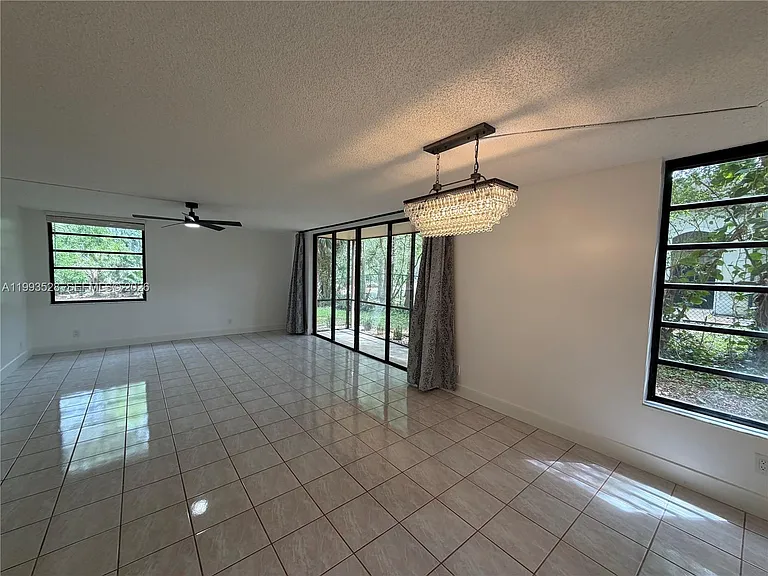 400 Commodore Dr #101 — Photo 18