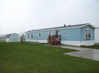1142 Hunters Glen Blvd, Wayland, MI 49348