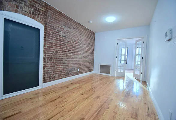 Rented by Bohemia Realty Group | media 29