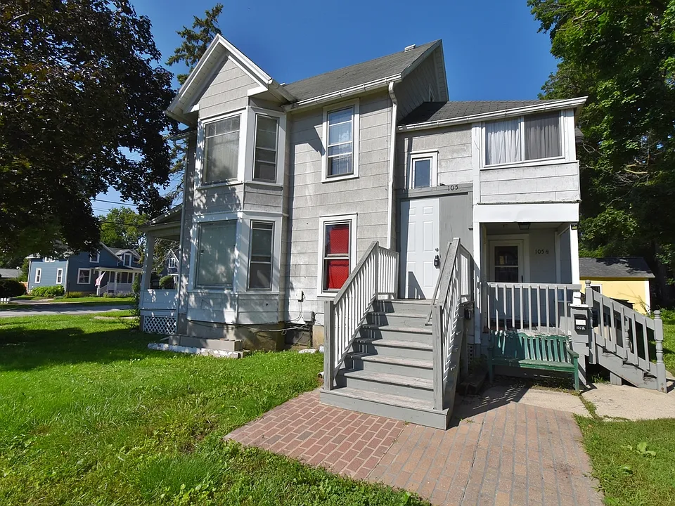 105 N Jefferson St #2