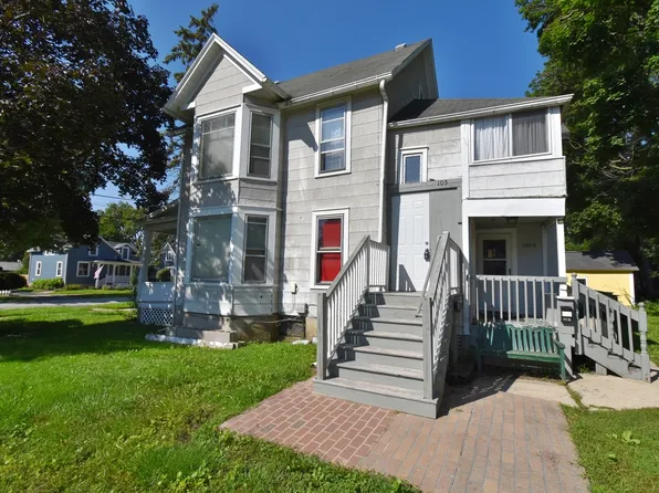 105 N Jefferson St #2, Batavia, IL 60510