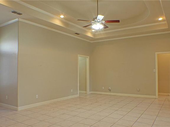 2nd image of 1804 Fair Oaks Dr