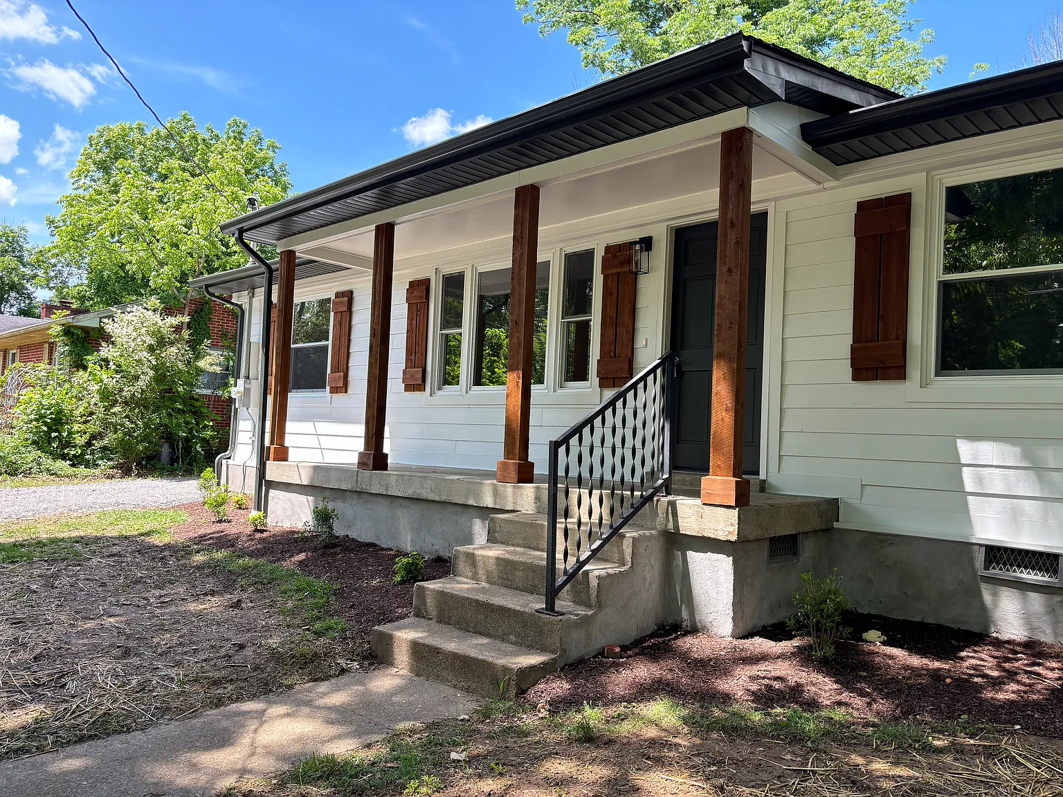 4 bed, 1450 sqft, $2,050 — Photo 1
