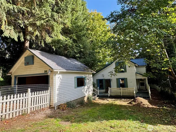201 E Moore Avenue, Shelton, WA 98584