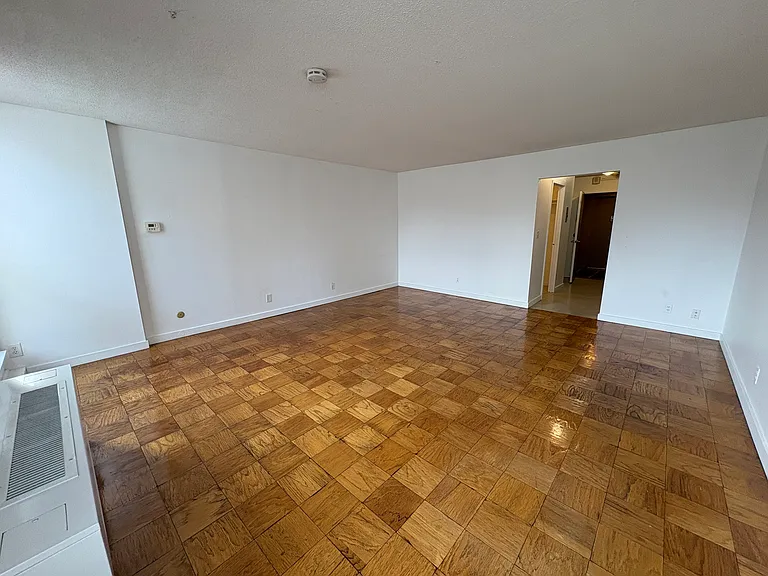44 Washington St #308 — Photo 2