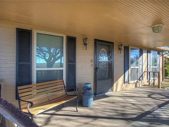 2nd image of 6601 N Highway 34