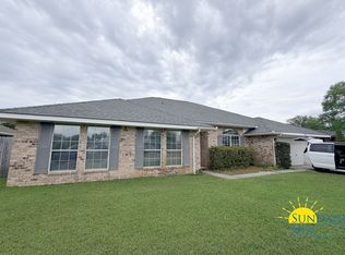 2165 Castle Grove Dr, Navarre, FL 32566