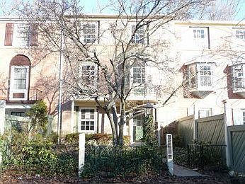 1st image of 7943 Central Park Cir