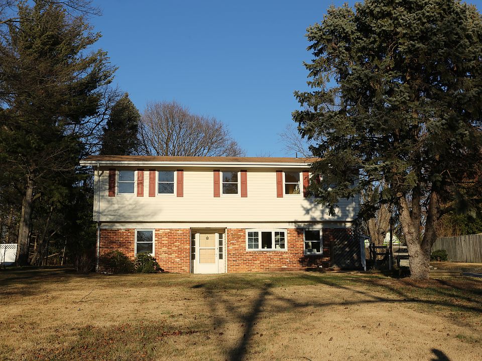 1st image of 3208 Wood Ave