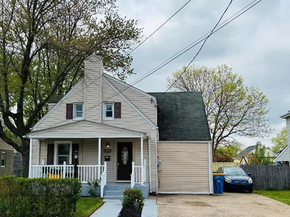 121 Walnut Ave, Croydon, PA 19021
