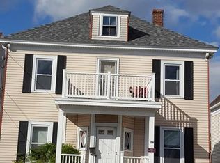 179 University Ave #1, Lowell, MA 01854