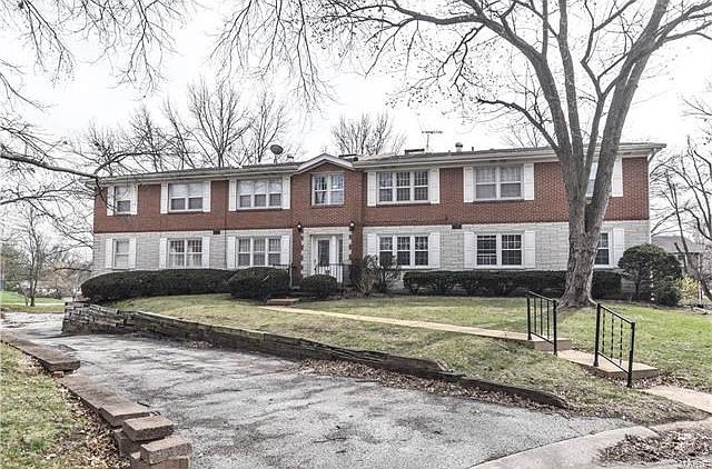 1st image of 606 Thunderbird Ct #606A