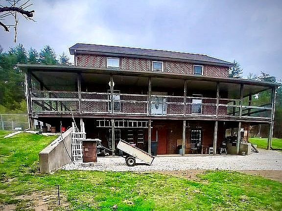 2nd image of 67 Pine Mountain Rd