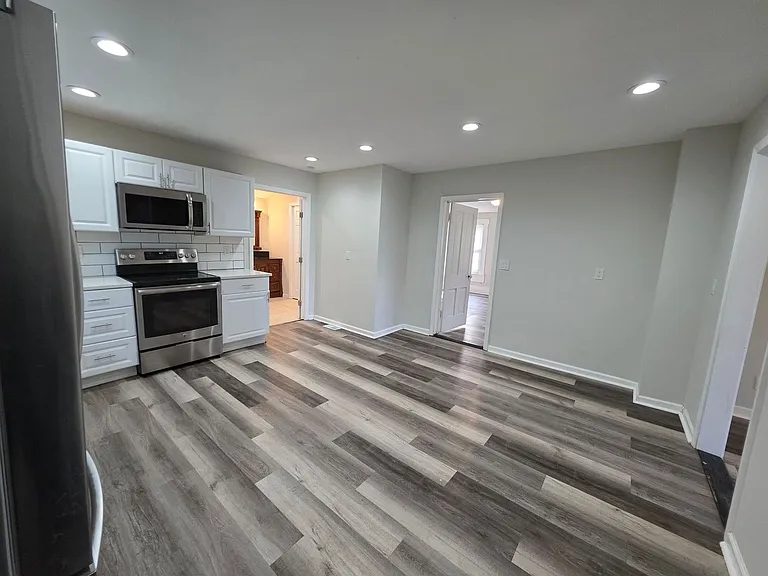 400 White St — Photo 8