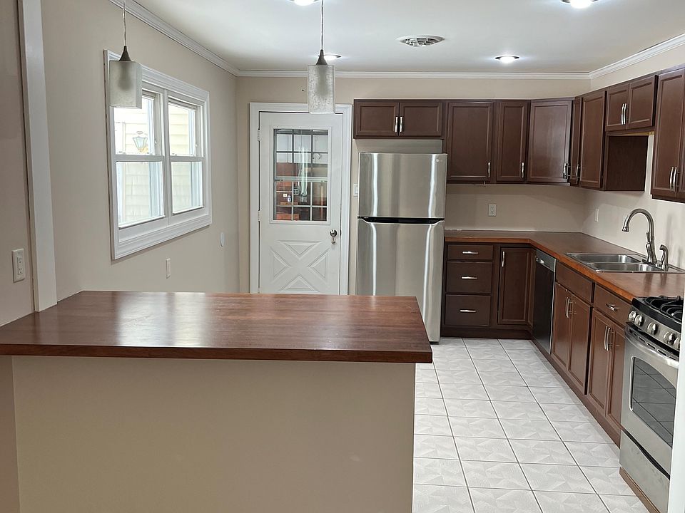 1st image of 111 Denton Ave