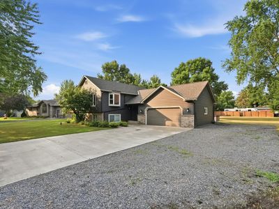 5652 W Oakes Dr, Saint Cloud, MN, 56303
