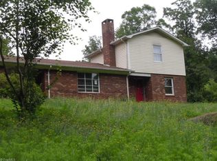 3360 Yadkin College Rd, Lexington, NC 27295