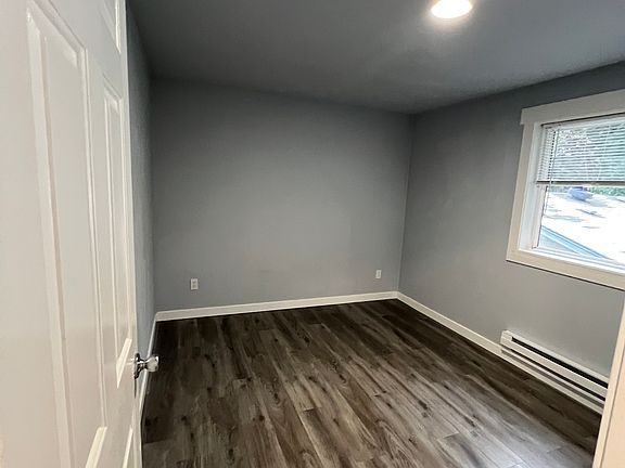 5th image of 1020 N 192nd St #3B
