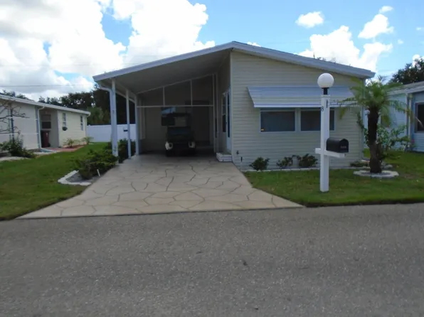 8 Silver Crest Dr, Haines City, FL 33844