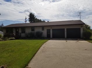 5522 124th Ave, Fennville, MI 49408