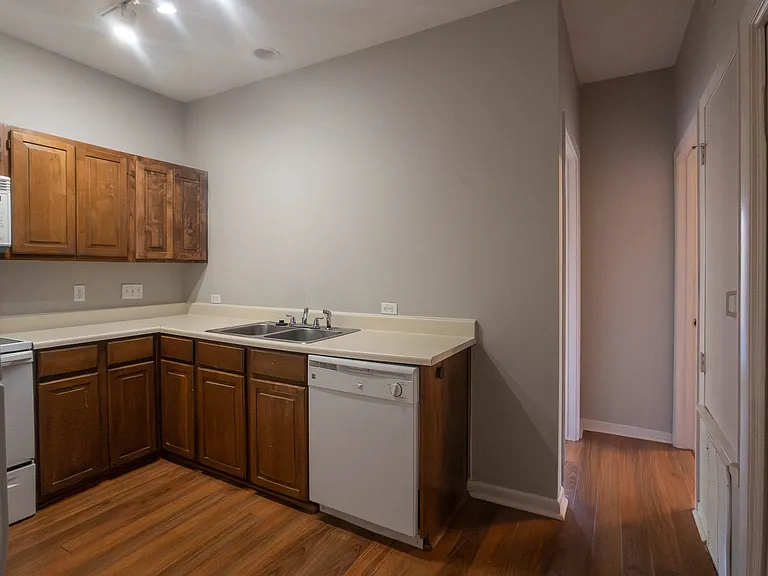 2801 Rio Grande St #307 — Photo 5