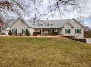 180 Brook Hill Ln, Troy, MO 63379