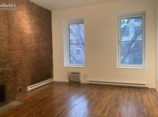 223 W 14th St APT 2A, New York, NY 10011