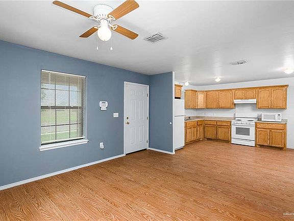 2nd image of 1407 Anthony Dr