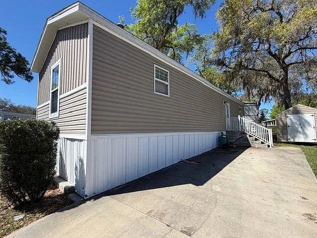 Building Photo - 69 Road Runner Rd