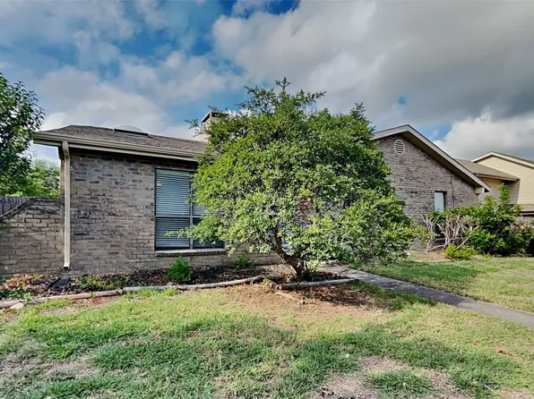 1702 Hartford Dr, Carrollton, TX 75007