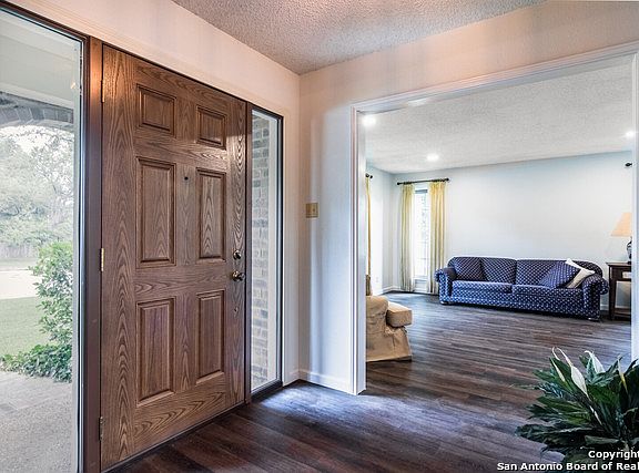 4th image of 14603 Bassett Ln