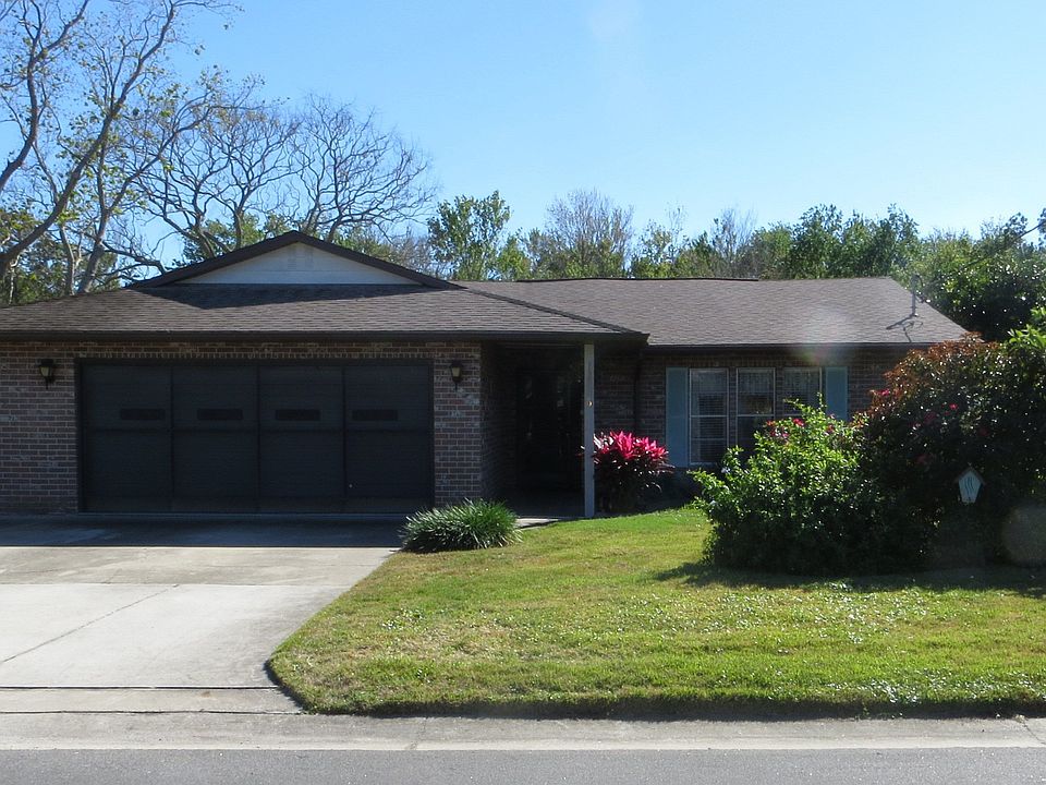 1st image of 13326 Country Club Dr