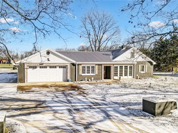 826 Sylvan Shores Dr, South Vienna, OH 45369