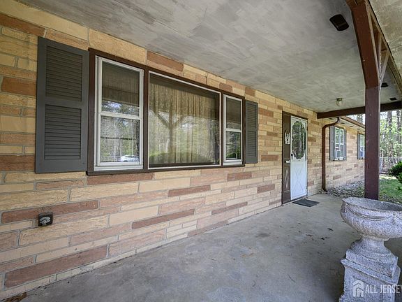 2nd image of 839 Bowman Rd