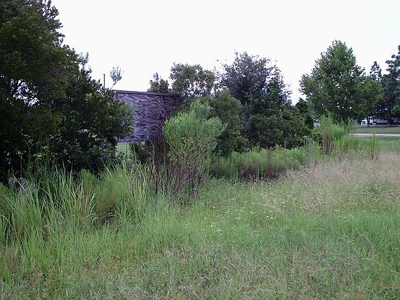 dressage area at front of property, just add mirror