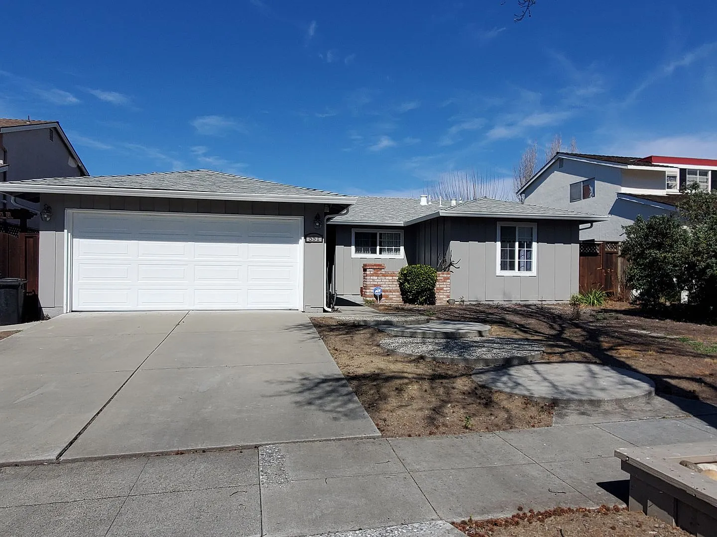 551 Suisse Dr photo 1