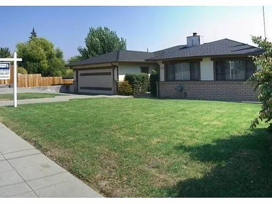 4373 Gregory St photo 1