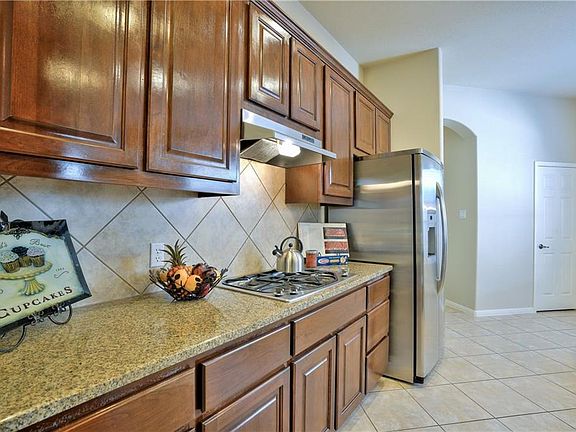5th image of 2904 Heathmount Dr