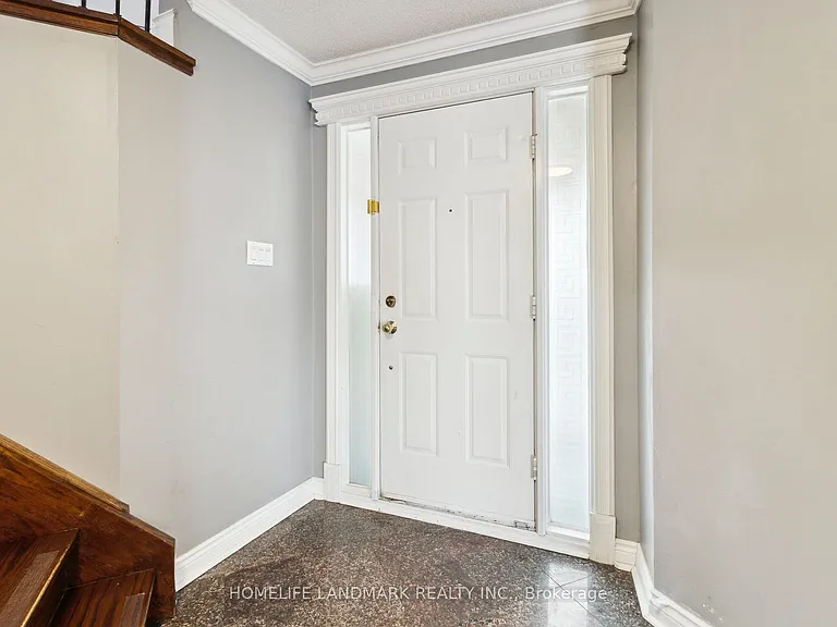 249 Charlton Ave — Photo 4