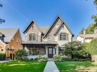 912 Peale Ave, Park Ridge, IL 60068