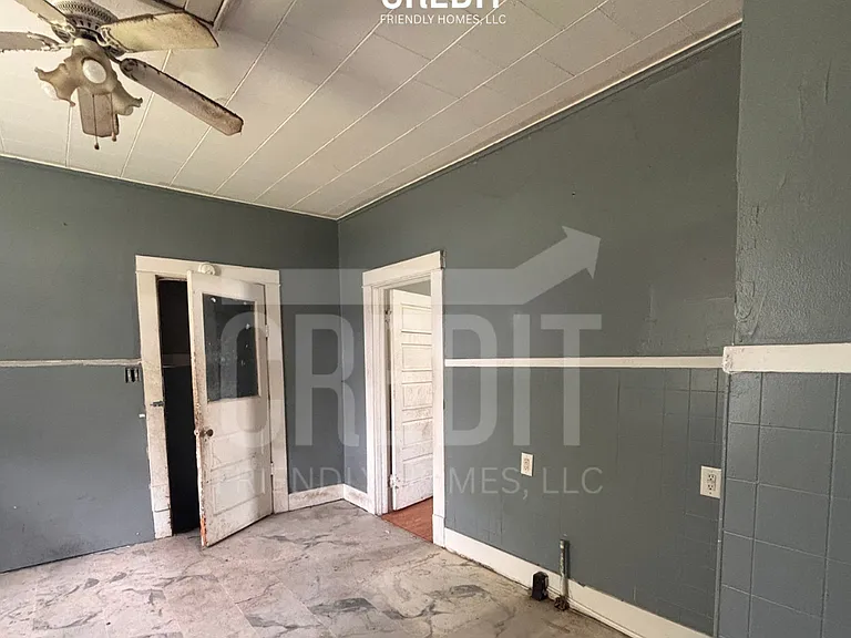 1434 E Hickory St — Photo 4