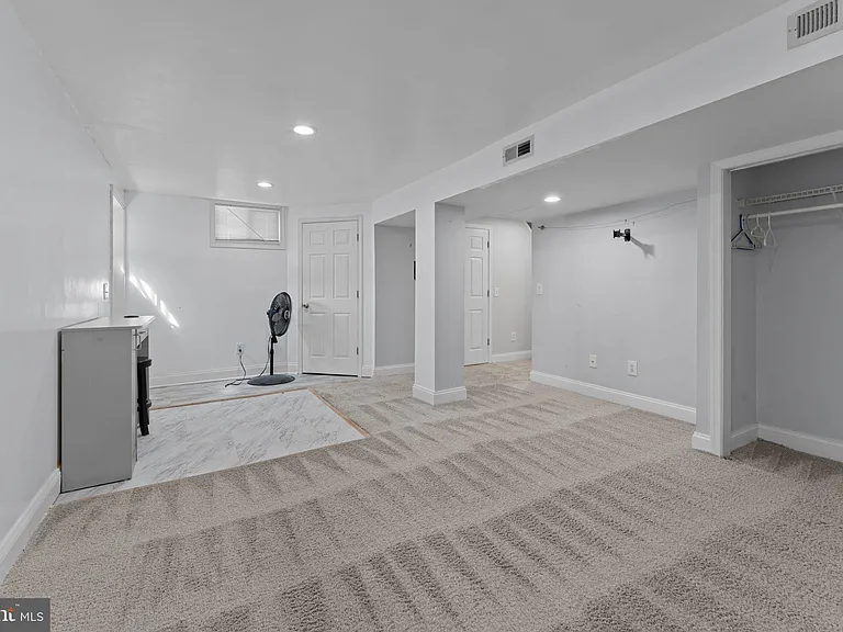 8561 Skipjack Pl — Photo 44