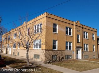 4438 W Wellington Ave #1, Chicago, IL 60641