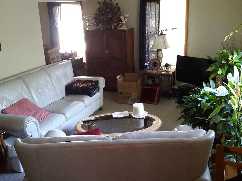 1st image of 929 N 123rd St APT 4