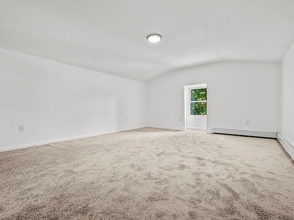 2nd image of 220 N Center St Floor 2