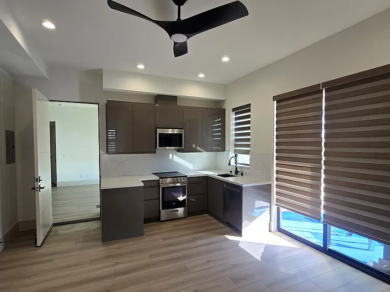 671C Townsend Ct — Photo 3