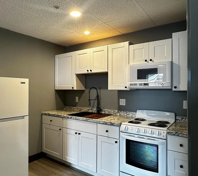 6 Main St #6D